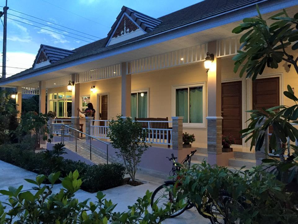 Suksopha Resort Prachuap Khiri Khan Exterior foto